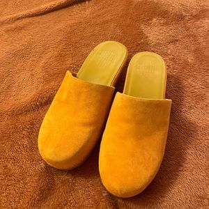 Charlotte Stone Martinos in Ochre